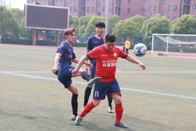 知名清真早点铺在西北角停业